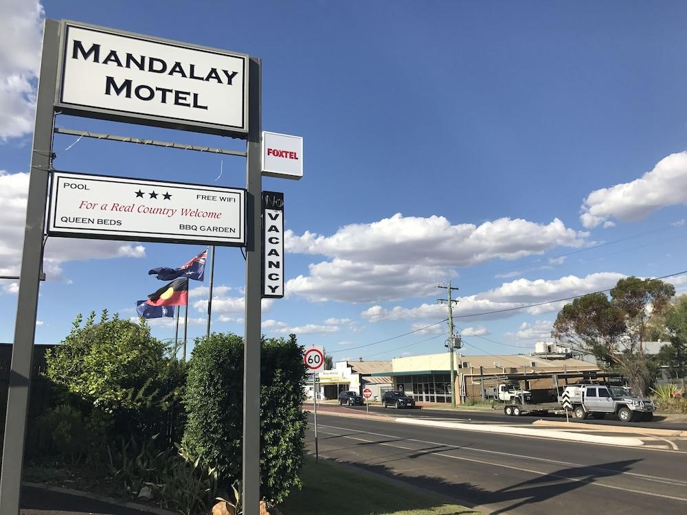 Mandalay Motel Рома Екстериор снимка